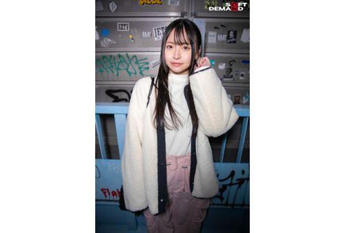 MOGI-139 [First Time Filmed Without Telling Her Boyfriend] I Cuckolded A Geeky College Girl Who Works Behind The Scenes In The Theatre Club And Creampied Her. She Seemed Gloomy, But She Was Actually A Carnivorous Girl Who Loves Cosplay Sex. Yuna, 21 Years Old Screenshot 1