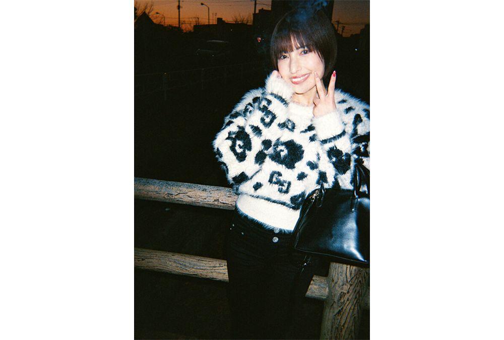 JERA-040 "I'm Heartbroken So I Want To Feel Really Good..." Heartbroken Gal Wakamiya Is Invited By Hazuki On Her First Climactic Sex Date. Screenshot 1
