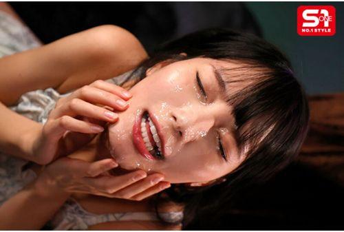 SONE-587 Such A Beautiful Girl's Erotic Blowjob And Happy Mass Cumshot On Her Face Moe Sakakibara Screenshot 1