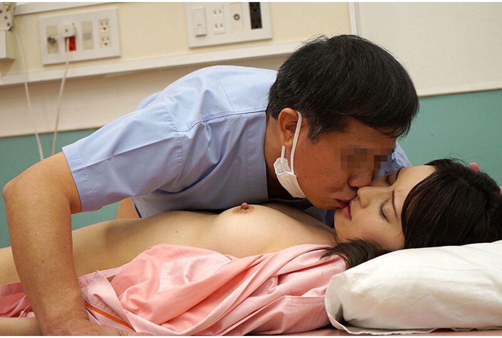 KAM-282 Perverted Gynecological Examination: A Wicked, Erotic Gynecologist Thoroughly Examines The Private Parts Of A Beautiful Wife Who Came In For A Checkup. 05 Screenshot 3