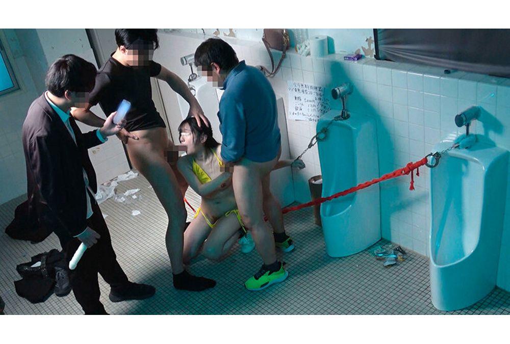 DVMM-394 General Male And Female Monitoring AV: Female College Student Only Urinal Restraint Challenge In A Public Toilet Late At Night! Unable To Move, She Is Subjected To Whatever The Men Who Gather Around Her Want, Including Being Doused In Urine, Forced To Drink Urine, And Gang-raped With Internal Ejaculation, Until She Orgasms While Restrained! Screenshot 1