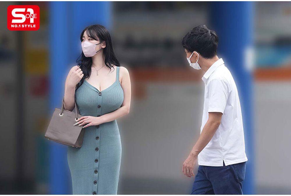 SNOS-135 Her Breasts Are Bigger Than Her Face... The Fate Of A Married Prostitute Who Is Recognized Only By Her Breasts... While Her Husband Is Away, Minami Haru, An M-cup Who Is The Go-to For The Neighbors, Gets As Much Sex As She Wants Screenshot 1