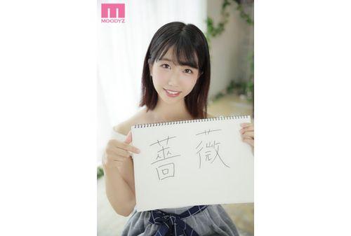 MIFD-191 Rookie 20 Years Old I Am An AV Actress From Today. Honor Student Graduation AV DEBUT Because I Like Sex! !! Maki Tsuji Screenshot
