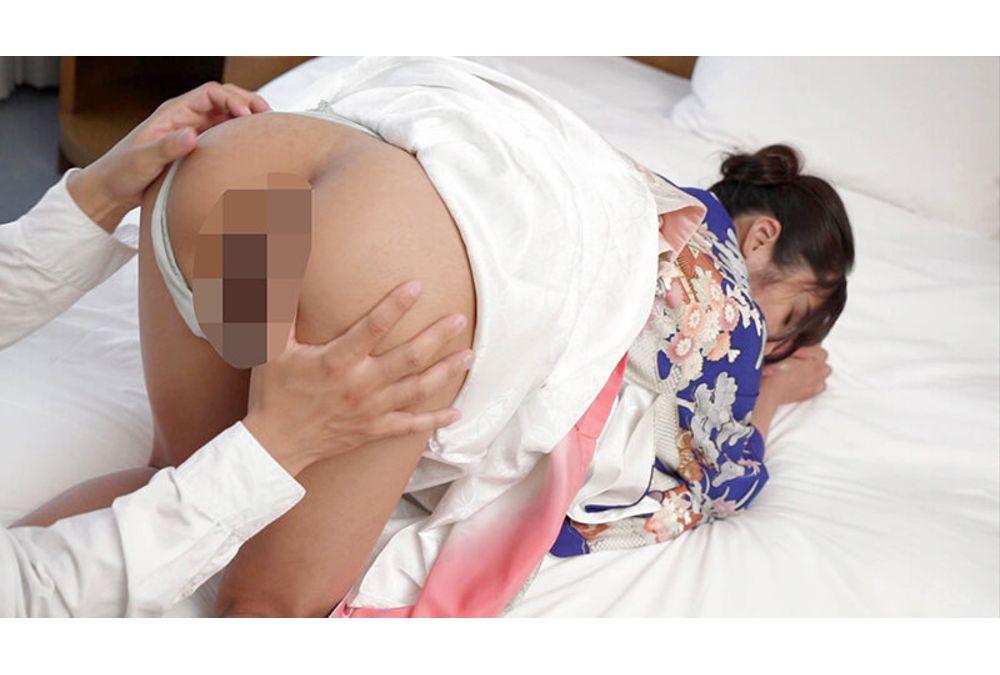 MYBA-091 A Married Woman's Petals Are Turned Over By Hina Nitori Screenshot 2