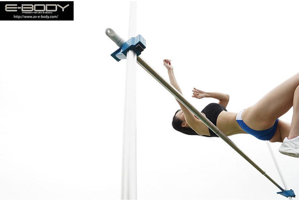 EBWH-334 ●● Prefecture High School Track And Field Meet 3rd Place Winner - A Tall, H-cup, Beautiful Body With A Strong Sex Drive, Honed Through High Jump, Makes Her AV Debut As A Female Track And Field Athlete (21) - Yua Shimizu Screenshot 1