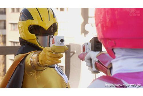 MSZ-26 Secure Ranger Vs. Fantomas Ranger: Criminal Investigations Vs. Holy Thieves! Fantomas Pink Is Manipulated Screenshot 1