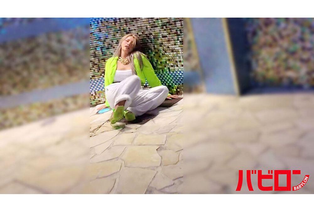 BAB-184 A Disgustingly Cute, Brown-skinned, Beautiful Gal Gives A Quick Blowjob And Multiple Creampies In A Club Pick-up - Hana Kurosaki Screenshot 1