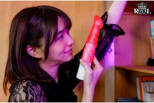 ROYD-134 A Case Where A Student's Masturbation Crazy Virgin Bitch Lady Was A Slut And Had A Vaginal Cum Shot. Sumire Kuramoto Screenshot 1