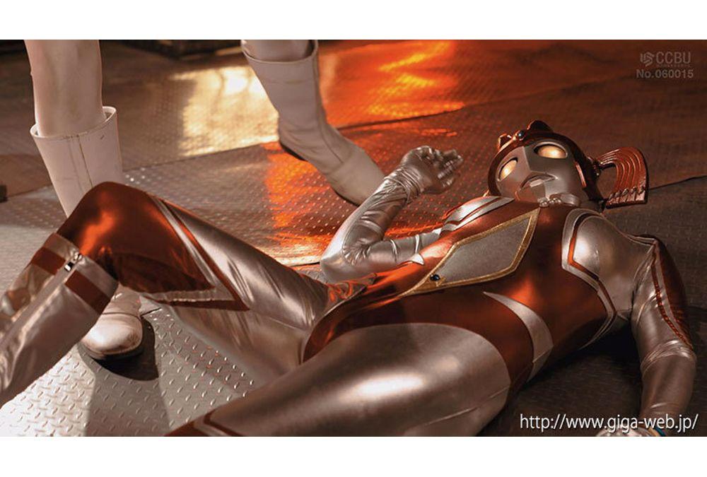 GRET-51 Giant Heroine Hyper Mummy Shirasaki Mizuki Screenshot 2