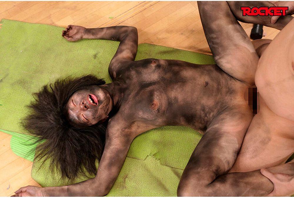 RCTD-683 ROCKET 17th Anniversary User Request Festival: Embarrassing Eroticism Returns! A Burnt, Explosive Woman Is More Embarrassing Than Nakedness Screenshot 1