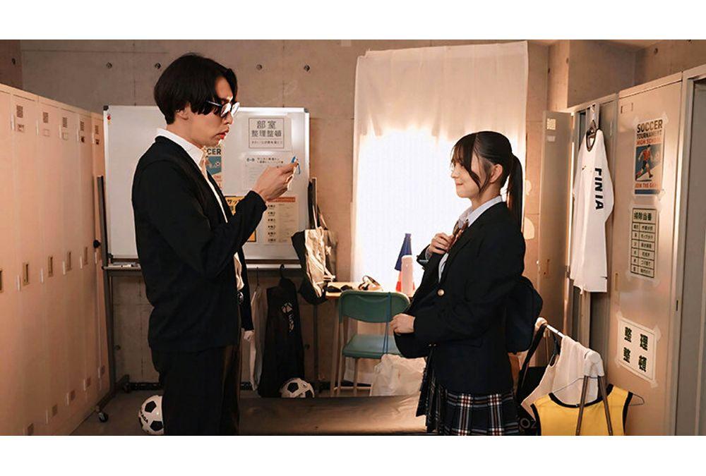 FTHTD-198 The Female Manager Of The Soccer Club Is Performing Sexual Acts On The Club Advisor In Order To Help Her Crush Get A Starting Position. - Yukimura Izuki Screenshot 2