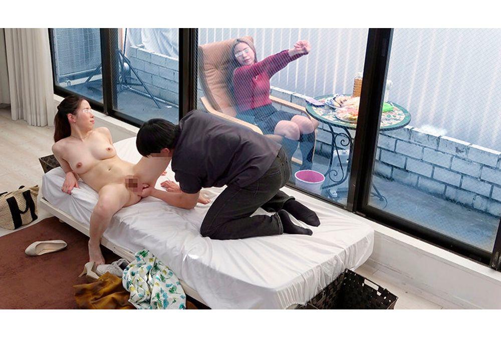 DVMM-290 Ordinary Men And Women Monitoring AV: On The Other Side Of The Magic Mirror Is His Real Daughter (=girlfriend)! "If My Daughter Can't Do It, Then I Can..." A Busty Mother Gently Takes The Virginity Of Her Daughter's Boyfriend, Who Can't Lose His Virginity Because His Dick Is Too Big! A Long-awaited Pussy That Accepts A Fully Erect Big Dick All The Way To The Base, And A Lustful Virgin Dick Has A Limit Of One Creampie... Screenshot 1
