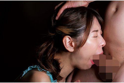 UMSO-551 Tongue Skills Explode! 30 Blowjobs VOL.02 Screenshot