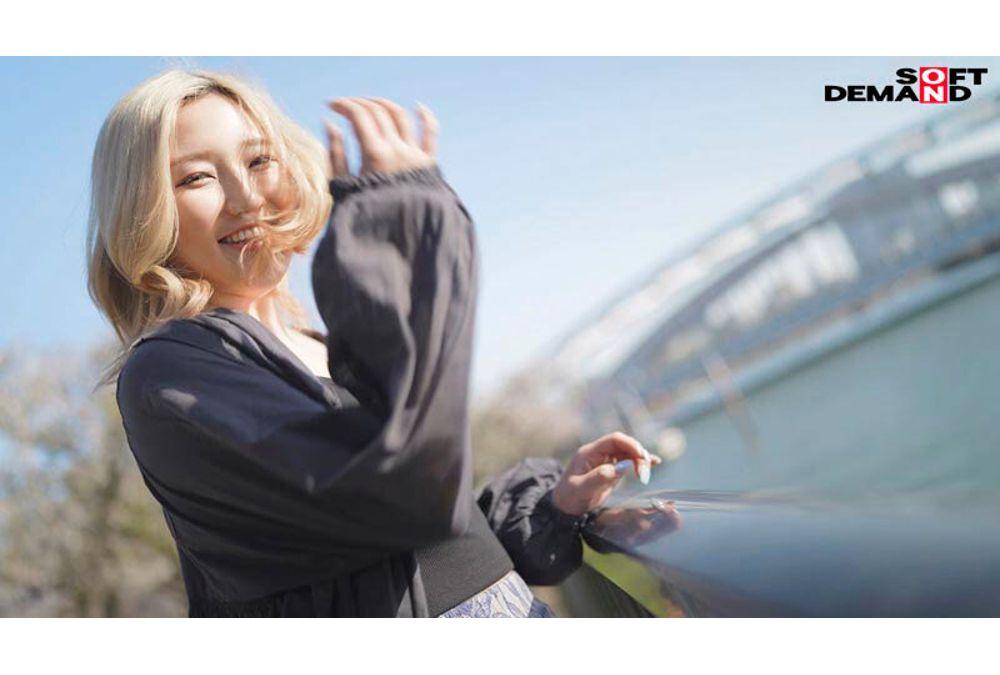 SDNM-561 "How Much Do You Get Paid For AV?" Work And Raising Children Are Tough, But Of Course, I Want To Have Sex. Shibuya Tsuki, A 31-year-old Blonde Single Mom Living In Osaka, Makes Her AV Debut. Screenshot 1