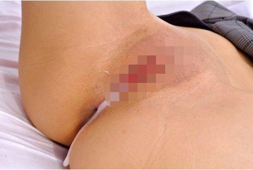 GOJI-028 A Schoolgirl In Uniform Seduces A Man With A Selfie Video Screenshot 3