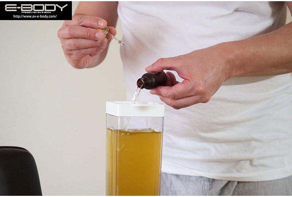 EBWH-294 Fumika Kashiwagi, A Modest Wife With Big Breasts, Is Given An Aphrodisiac In Every Way Possible, And After 100 Days Her Uterus Is Drowned In Her Father-in-law's Penis. Screenshot 1