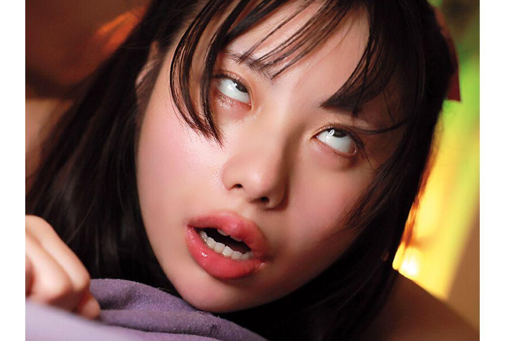 DVAJ-721 A New Idol Is Taken To A Suspicious Bar And Inhales Purple Smoke, High On Aphrodisiacs. Even Though She Resists, Her Voice Doesn't Reach Anyone Outside The VIP Room. Her Breasts Are Fondled And She's Fingered Until She Trembles, Her Legs Spread Wide, Her Face Squirting, And Her Face Is Ablaze. A Drug-fueled Orgy Party Where She Cums Over And Over Again Until She Can't Stop. Hinako Matsui Screenshot 3