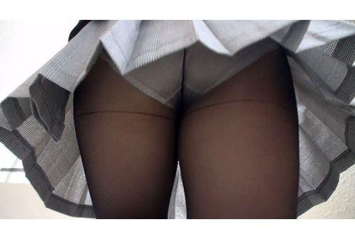 BUBB-130 Schoolgirl Stairs The Inside Of The Uniform Skirt Is Erotic When You Peek! Hen Screenshot