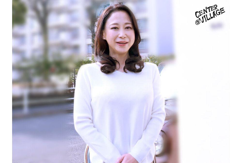 JURA-206 First-Time Filming: A Documentary Of A 50-Year-Old Wife - Chapter 3: Honoka Mitsuhara Screenshot 3