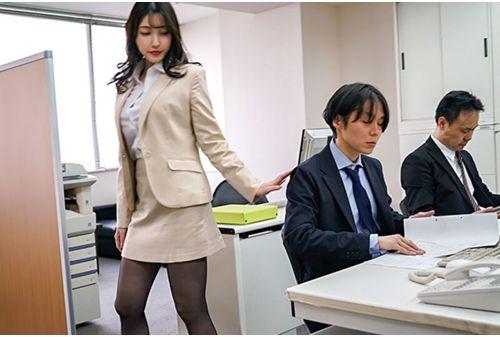 NGOD-223 During A Break, A Lewd Female Boss And Her Big-cocked Subordinate Kana Morisawa Slide Their Panties Aside In The Corner Of The Office And Have Quick Sex. Screenshot