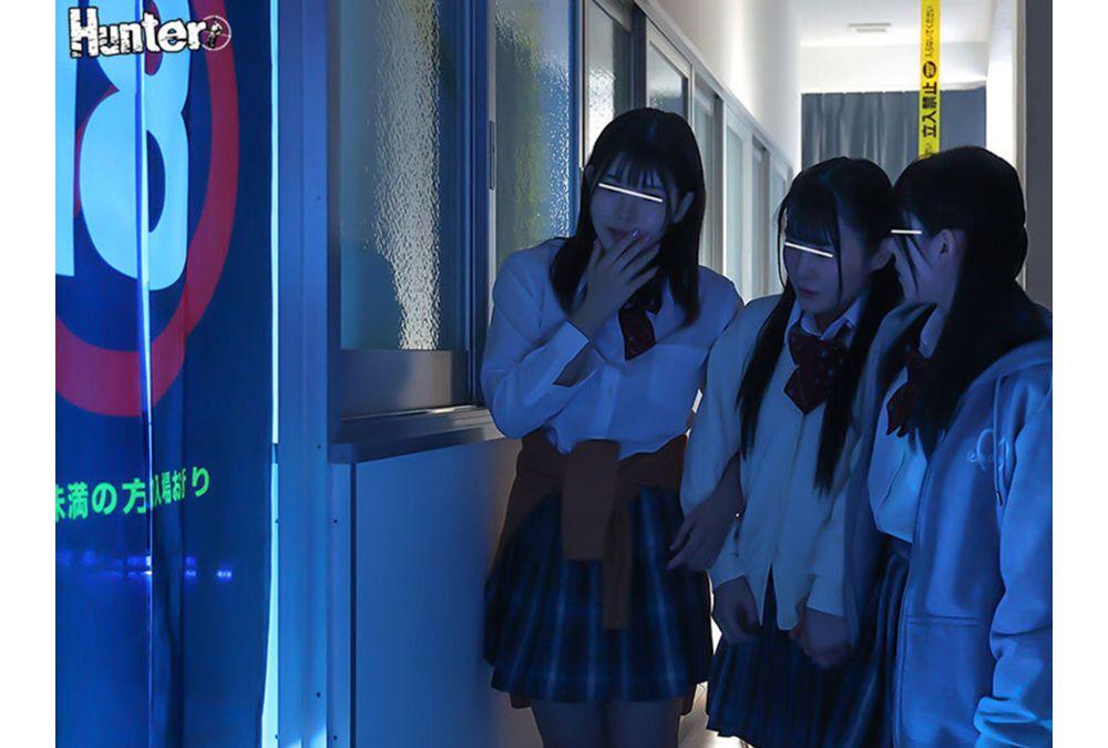 HUNTC-474 Once You Step Through The Noren Curtain That Says "No Entry For Those Under 18," You Can Have Sex With Sexually Frustrated Female Students Whenever You Want! Behind The Noren Curtain That Says "No Entry For Those Under 18," There Is Eroticism! The 18+ Only Space Created In An Unused Old School Building Has Become A Hot Spot For Bored Students! Screenshot 3