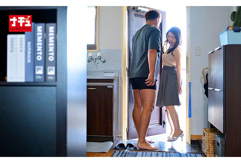 NHDTC-182 I Teamed Up With My 35-year-old Neighbor's Wife, Who's Also My Sex Friend... And Thoroughly Licked The Unused Pussy Of The Beautiful 34-year-old Single Mom Living Downstairs, Then Tamed Her With My Huge Cock. Screenshot 3