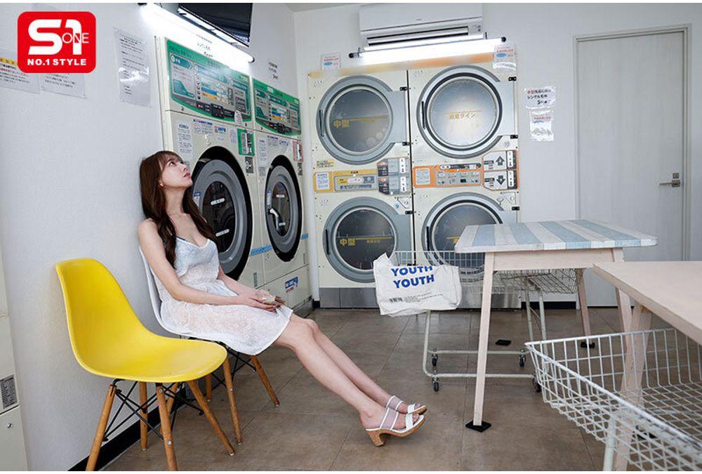 SNOS-283 Kaede Fua, A Sexy Woman Who Appears At The Laundromat On Rainy Days, Leaves Her Body Completely Defenseless And Vulnerable Until Her Laundry Is Finished. Screenshot 1