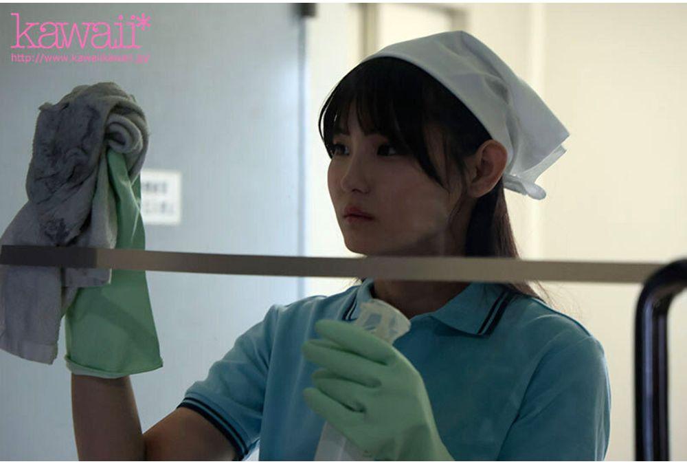 CAWD-942 The Cutest And Most Stylish Building Cleaner In Japan Makes Her AV Debut!? 54cm Waist, Beautiful Big Breasts, Kaede Koizumi (20) Adult Appearance Screenshot 1