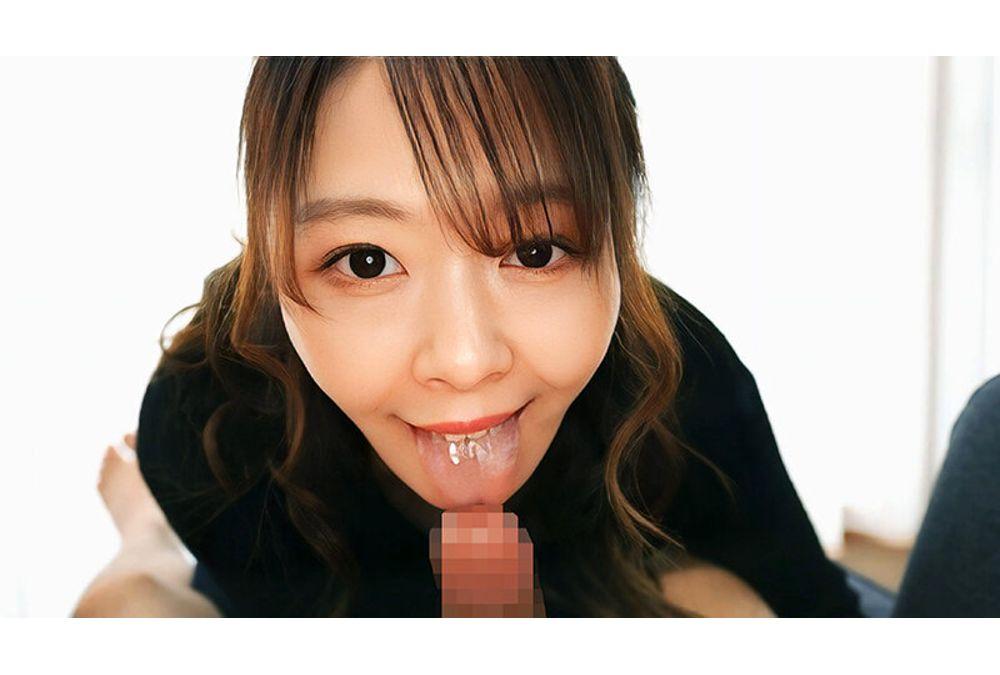 HEZ-886 Mature Women Oral Sex Collection: Massive Ejaculations Of Semen Into The Mouth!! 20 Consecutive Shameful Blowjobs!! Vol. 2 Screenshot 6