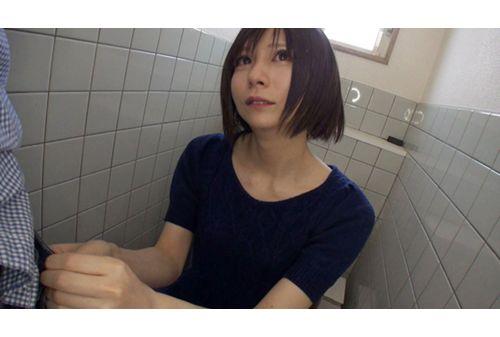 YAKO-026 The True Identity Of The Beautiful Girl Who Operates In The Dark At A Public Toilet In Tokyo Was The Daughter Of A Pacifier-addicted Super-kawa Rod Ant Ball Ant Man. RUMI (20) Screenshot