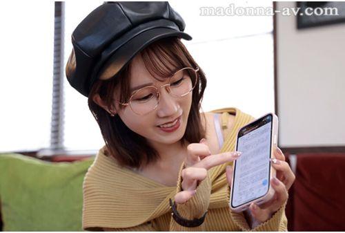 ACHJ-066 Minami Kojima's First Appearance On Achijo!! A Male Actor's SNS Barge-in Pick-up ~Mina Kojima Shows You All Of Her Amazing Mature Techniques SPECIAL~ Screenshot 3