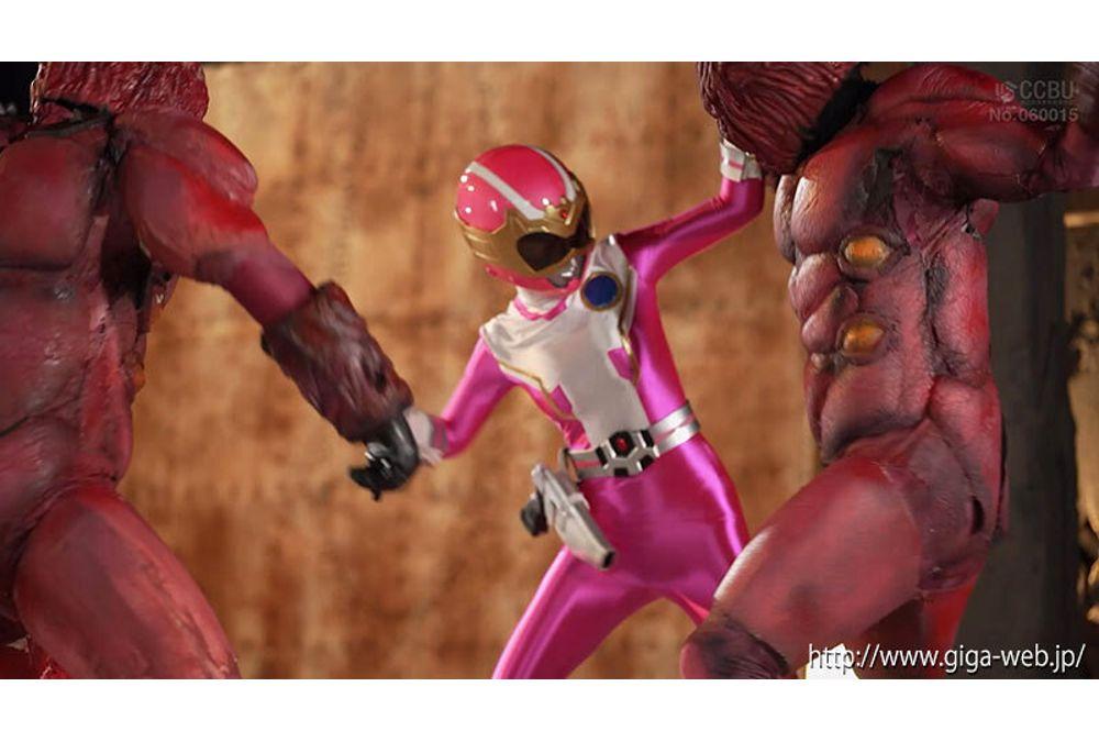 SPSE-18 Futanari Heroine & Futanari Female Executive Screenshot 4