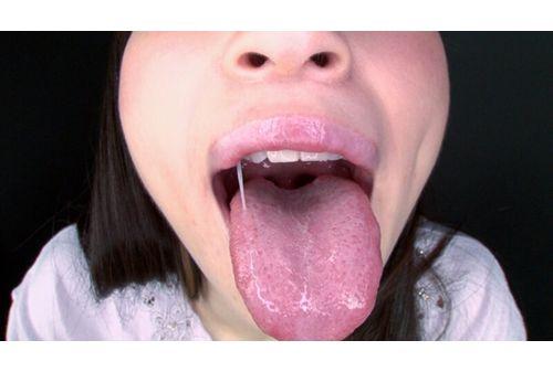 EVIS-495 [Excellent Long Tongue] Slut Provokes With Sticky Saliva Screenshot