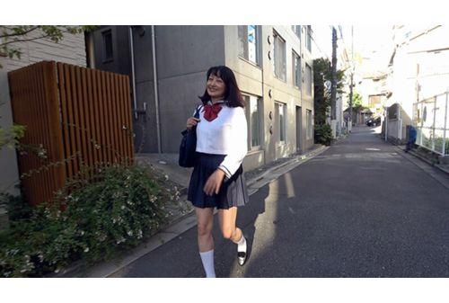 NEO-812 Sailor Suit Mature Woman Incontinence Shame Rina Takakura Screenshot
