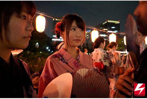 NNPJ-367 Excavating The Masterpiece At The Summer Festival Nampa! It Looks Like Ubu And Is Horny! ! Yukata Pretty Girl Maika (22 Years Old) Nampa JAPAN EXPRESS Vol.121 Screenshot