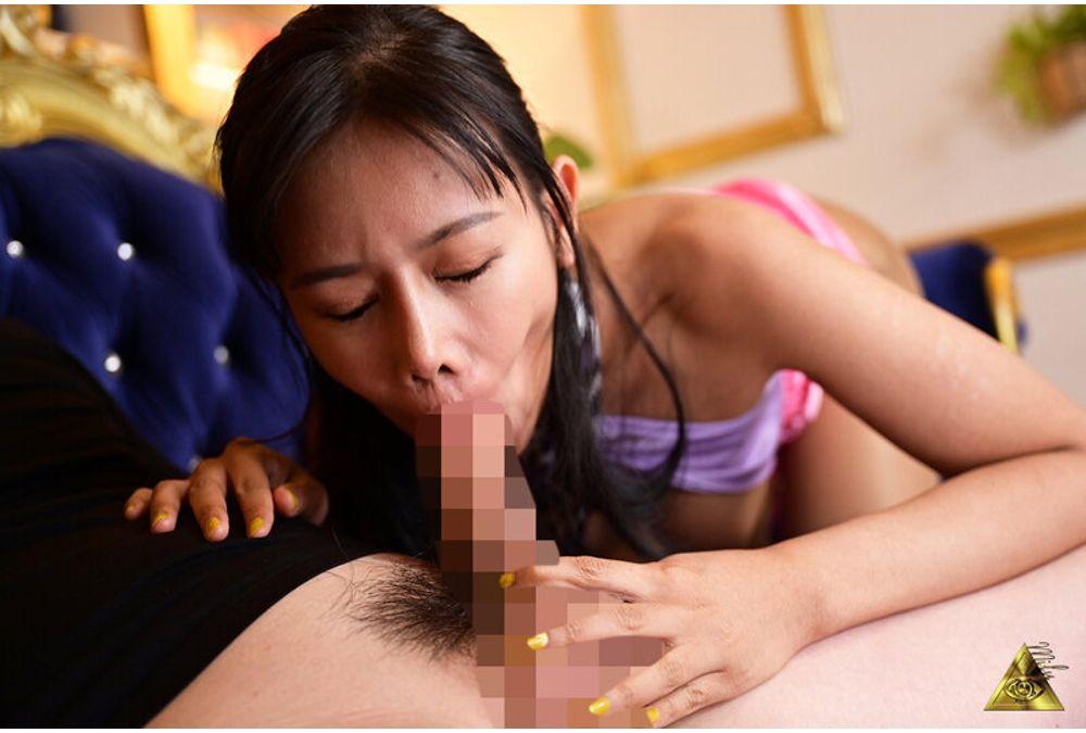 MIBB-068 Raw Fuck Without A Condom! A Natural Tall Half-Japanese Gal Is A Hedonist With A Greedy Appetite For Sex! Serious, Multiple, Massive Creampie Pleasure Sex! ! Hachiba Rem Screenshot 2