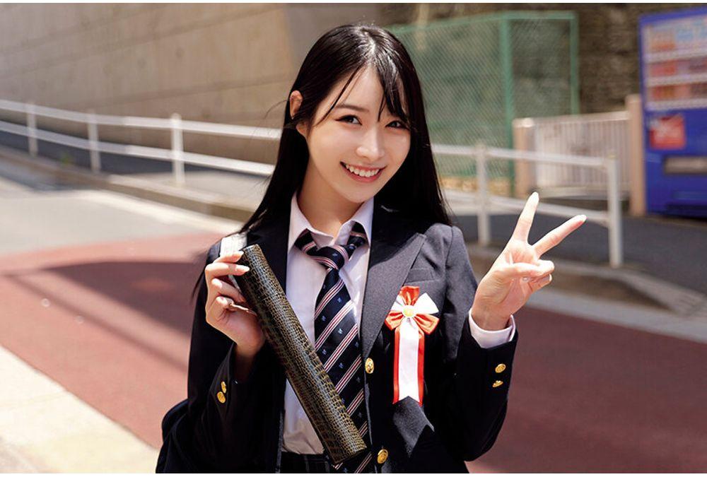 NGHJ-049 She Was A High School Girl Until 3 Minutes Ago! ~2026~ Immediately After The Graduation Ceremony, A Massive Bukkake Is Performed On Her Memorable Uniform For The First Time! She Is Showered With Thick Sperm That Has Accumulated And Is Soiled, And Her Whole Body Is Covered In Sperm! She Is Aroused By The Smell Of Dick Juice And Has Raw Creampie Sex! Screenshot 4