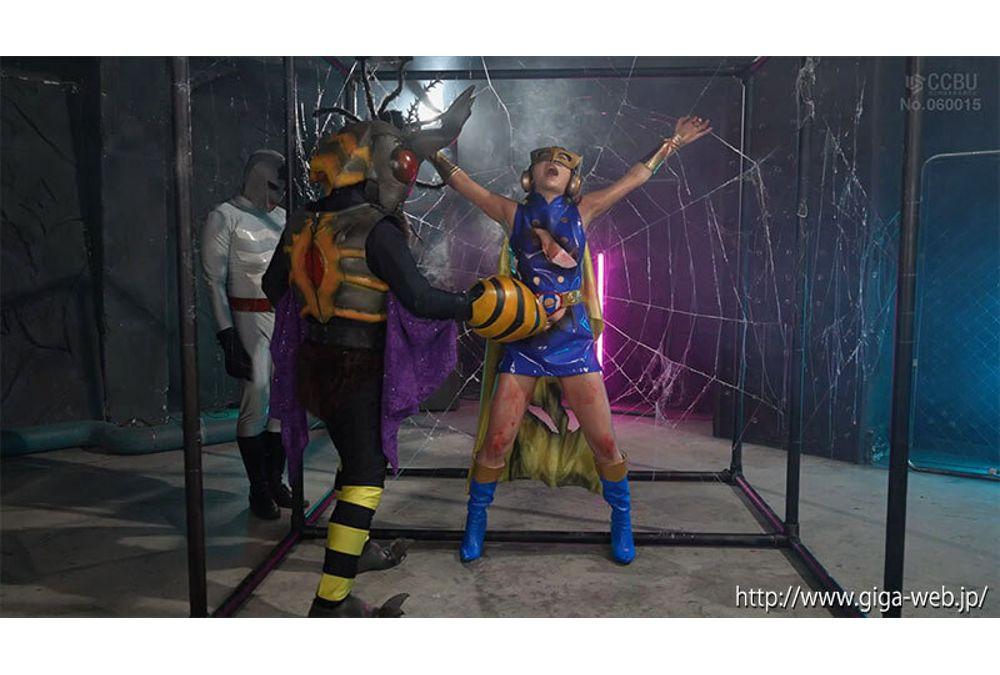 SPSE-94 Fight! Space Woman [Part 2] Episode 50: The Terror Of The Space Insect Monster Bugzer - Yuuki Yoshizawa Screenshot 5