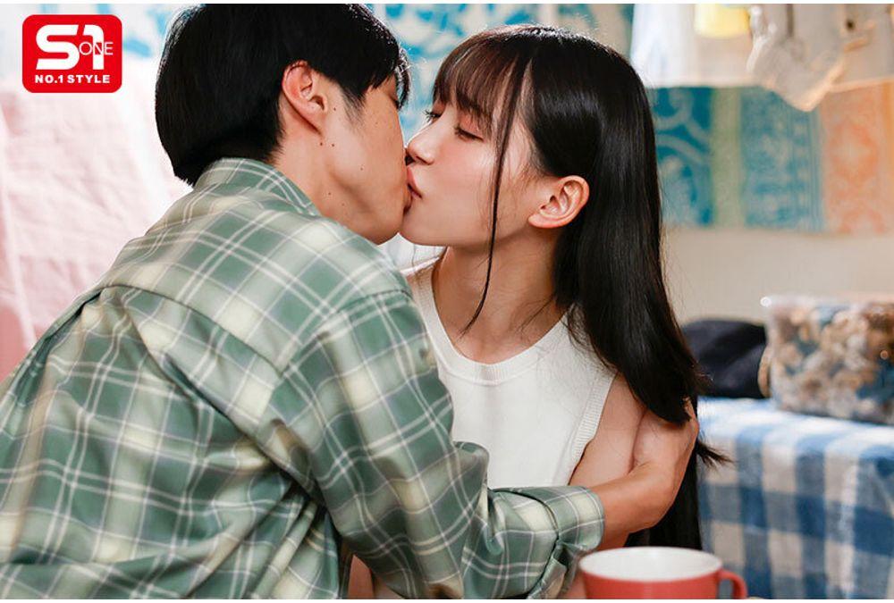 SONE-887 So Close! So Close! So Close! My Girlfriend's Cute Little Sister, Marin Mita, Is So Close That You Can 100% Kiss Her! Screenshot 3