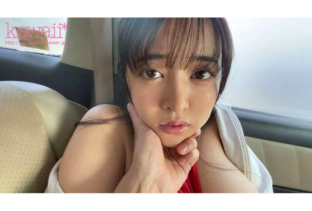 CAWD-962 Exposed And Embarrassed Big-Breasted Girl: I Forced My Big-Breasted Sex Friend, Who's Head Over Heels In Love With Me, To Wear A Sexy Swimsuit And Walk Along The Midsummer Beach In A Reverse Pick-Up NTR - Aoi Hazuki Screenshot 2