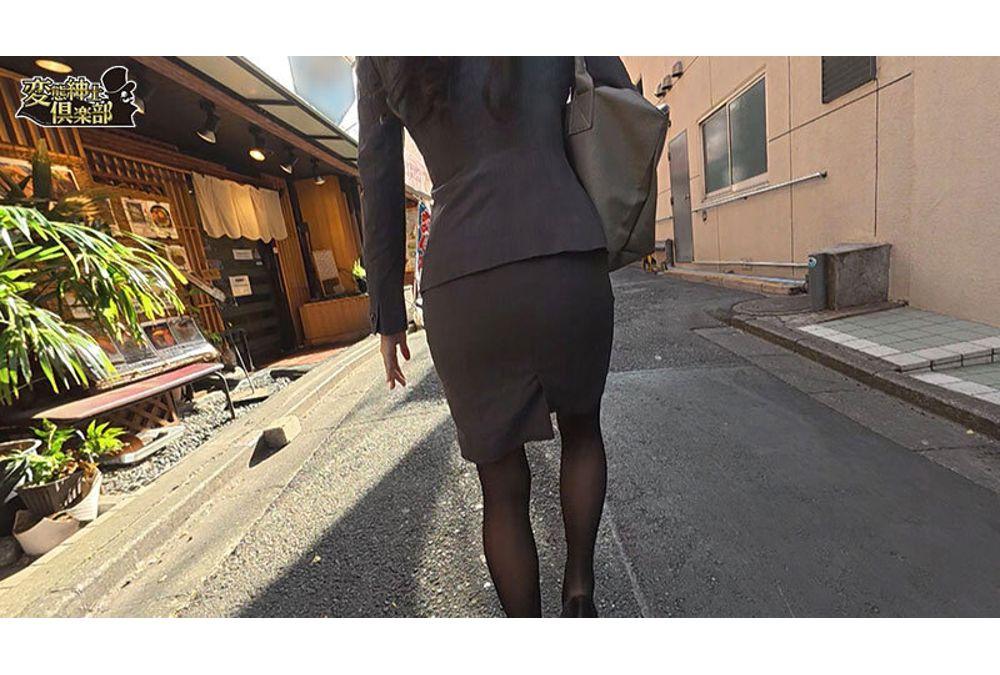 CLUB-925 Beautiful Office Ladies In The Marunouchi Area Being Followed, Secretly Filmed, Drugged, And Raped. Screenshot 1