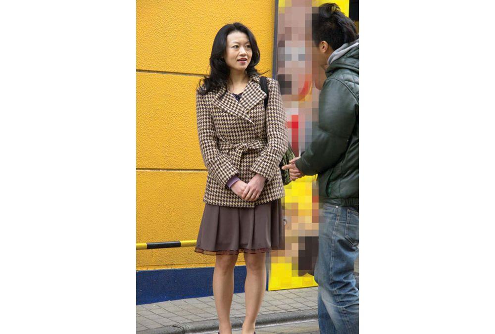 NASH-841 Can Showa-born Forties Wife Have Sex Immediately After Picking Up Girls? The Wives Who Can't Handle The Lustful Sexual Desire Of A Mature Woman Accepted The Sperm That Was Cummed Out With Raw Insertion OK Screenshot 2