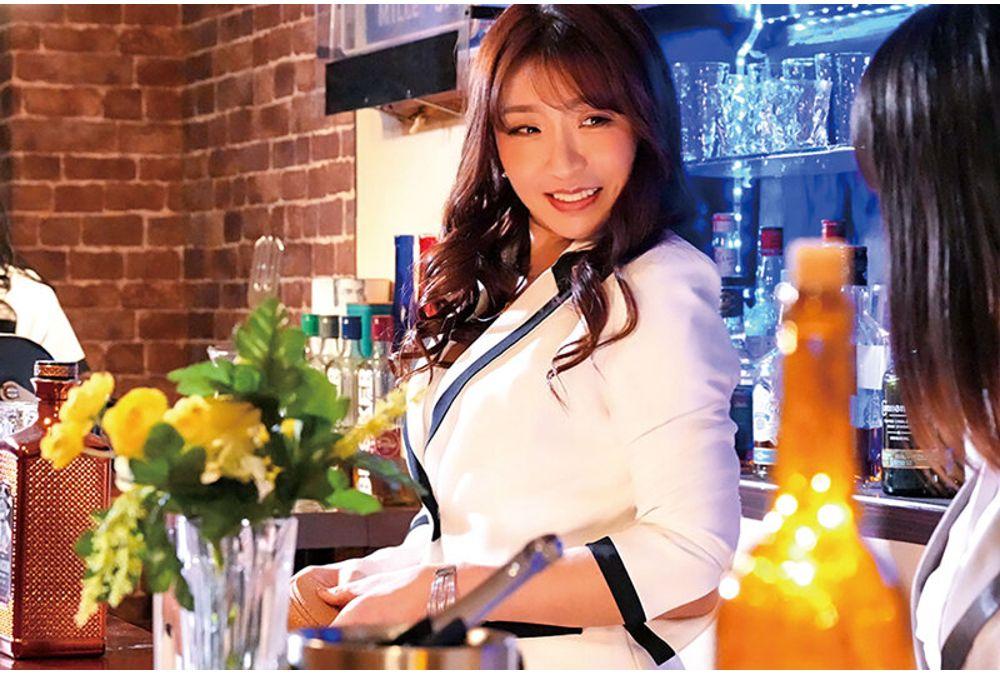 NGOD-354 A Seductive Married Woman Working At A Seedy Bar, Providing Sexual Services Drenched In Alcohol, Saliva, And Bodily Fluids For A Regular Customer With A Massive Penis. Screenshot 7