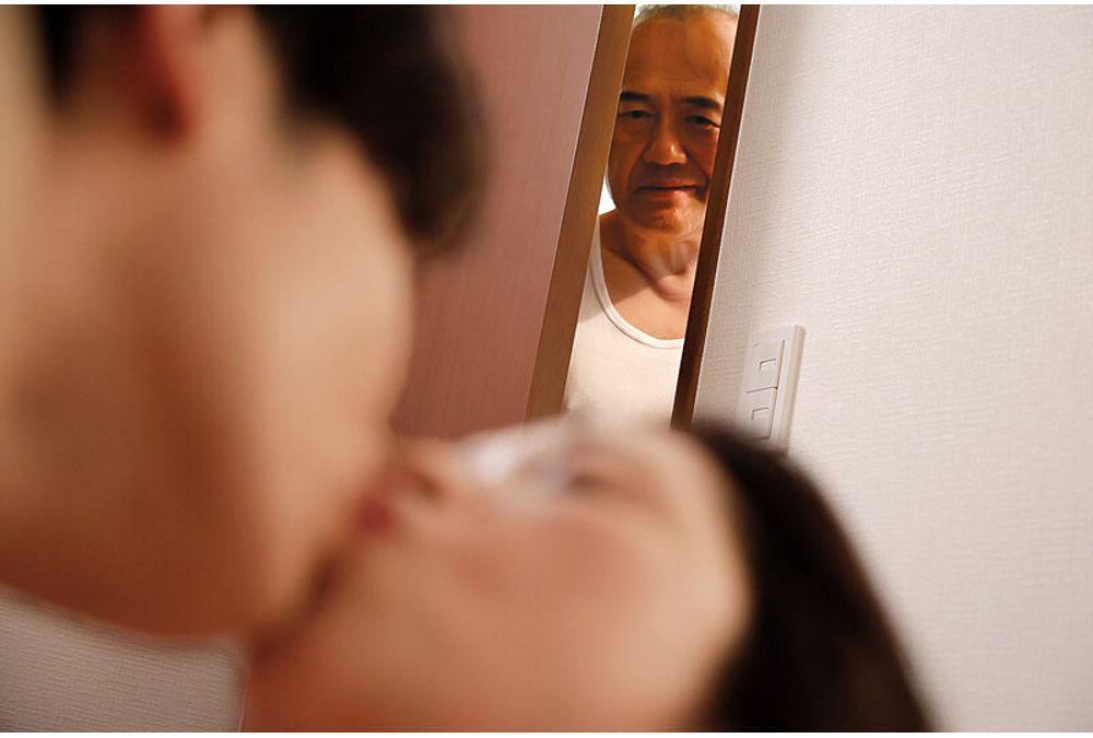 KSBJ-402 Incestuous Relationship: I'm My Stepfather And Stepson's Sexual Toilet Natsuko Kayama Screenshot 2