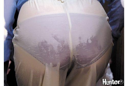 HUNTA-668 The Young Wives Who Were Mowing In The Sudden Guerrilla Heavy Rain Rolled Up The Bra With Wet! The Pants Are Also Transparent! ! I Participated In The Mowing Of The Neighborhood Association. Beautiful Young Wife Around ... Screenshot