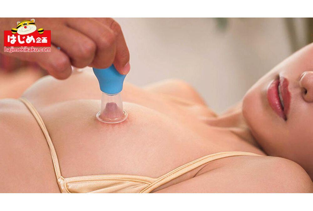 HJMO-716 Tricked Into Filming A Beauty Salon Monitor Who Is Weak To Pressure! Will She Be Able To Have Sex If We Use Aphrodisiac Oil To Make Her Nipples Squirt And Orgasm?! She Arches Her Back, Convulses In Orgasm, Loses Control, And Has Creampie Sex! (HJMO-716) Screenshot 2