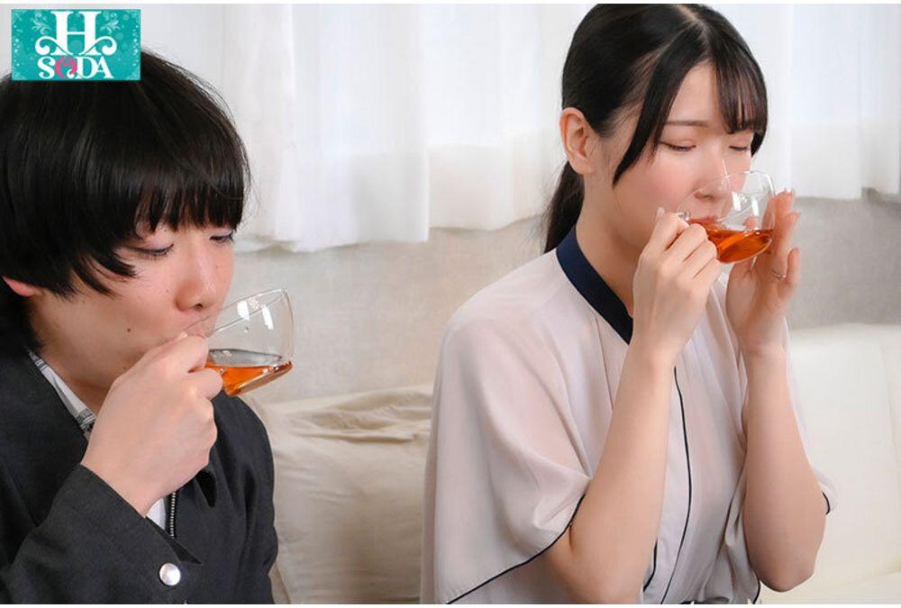 HSODA-120 Magic Mirror NTR Massage Parlor: My Beautiful Slender Girlfriend Is Being Cuckolded Next To Me, But I Can't Resist The Amazing Technique Of The Big Breasted Masseuse And I Ended Up Having Raw Sex With Her - Takeuchi Yuuki, Miyanishi Hikaru Screenshot 3