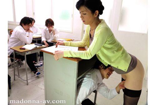 JUX-109 Age Fifty Female Teacher Yonezaki Truth Perpetrated Screenshot