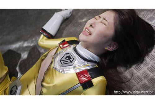 THPA-06 Super Heroine In Danger!! Vol.106 Golan Yellow In Big Trouble! Amami Mea Screenshot 3