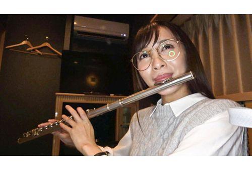 COGM-004 [In This Personal Shooting] A Certain Super Famous Flute Player, NK, Is Presenting This To The Desire For A New Musical Instrument. Screenshot